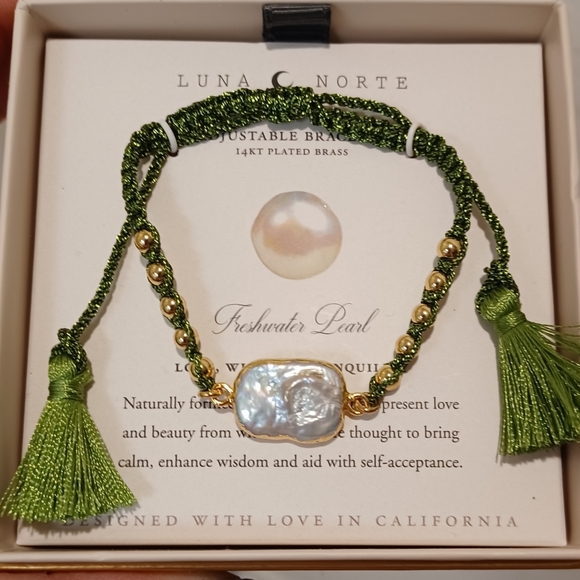 LUNA NORTE MOTHER OF PEARL W/ TASSEL - Picture 6 of 8